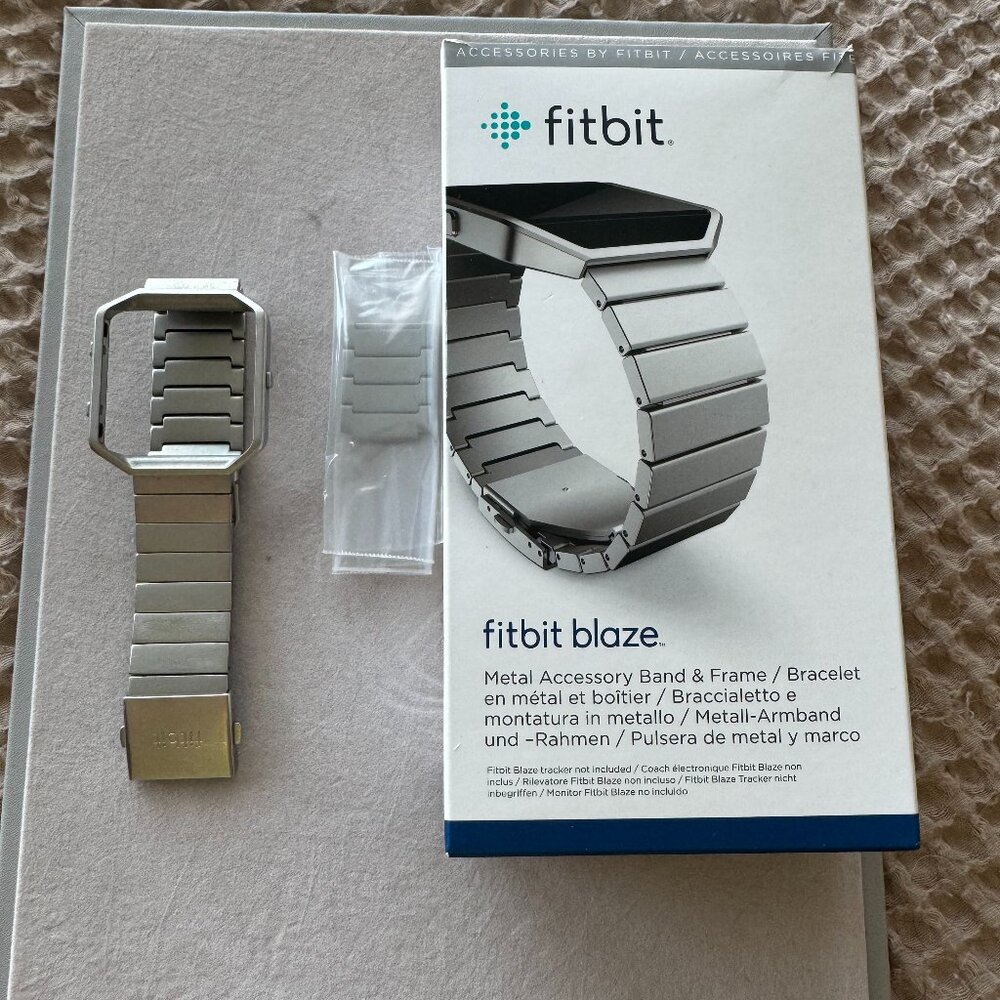 Fitbit chrome/ metal accessory band and frame with additional links